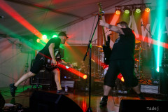 56_32KrawalPetekTeddy