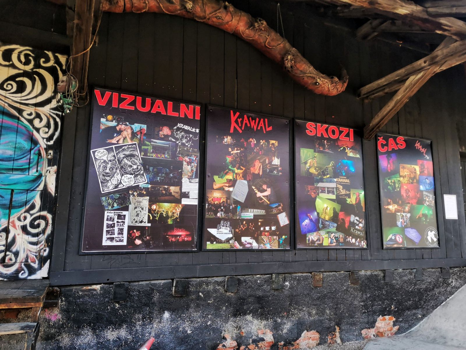 30 let – VIZUALNI KRAWAL SKOZI ČAS, razstave in koncerti